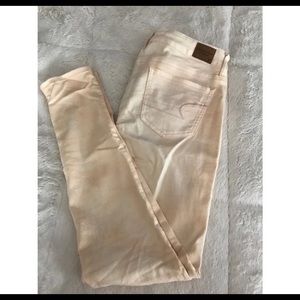 American Eagle distressed peach jeggings 8